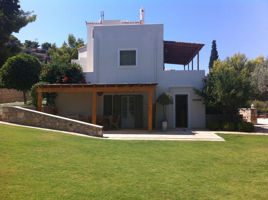 Xenon Estate Villa Spetses Town ภายนอก รูปภาพ
