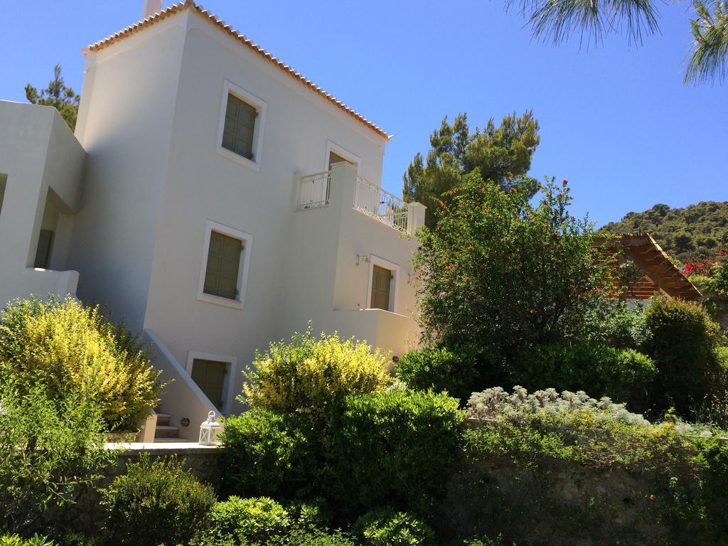 Xenon Estate Villa Spetses Town ภายนอก รูปภาพ